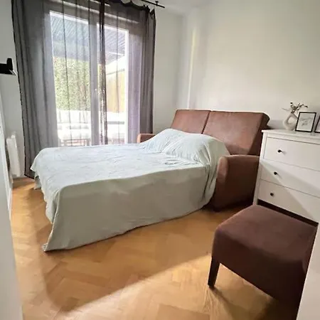 Confort Avec Jardin Apartment Saint-Denis (Seine-Saint-Denis)