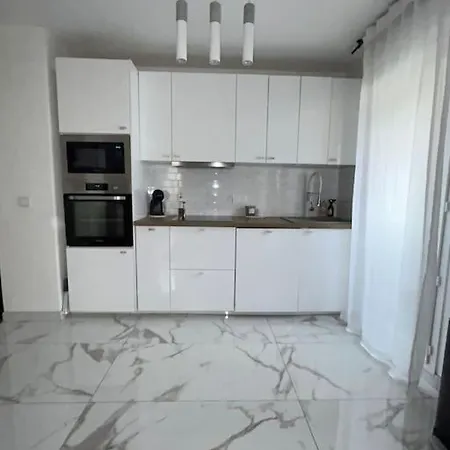 Confort Avec Jardin Apartment Saint-Denis (Seine-Saint-Denis)