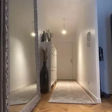 Apartment Confort Avec Jardin *